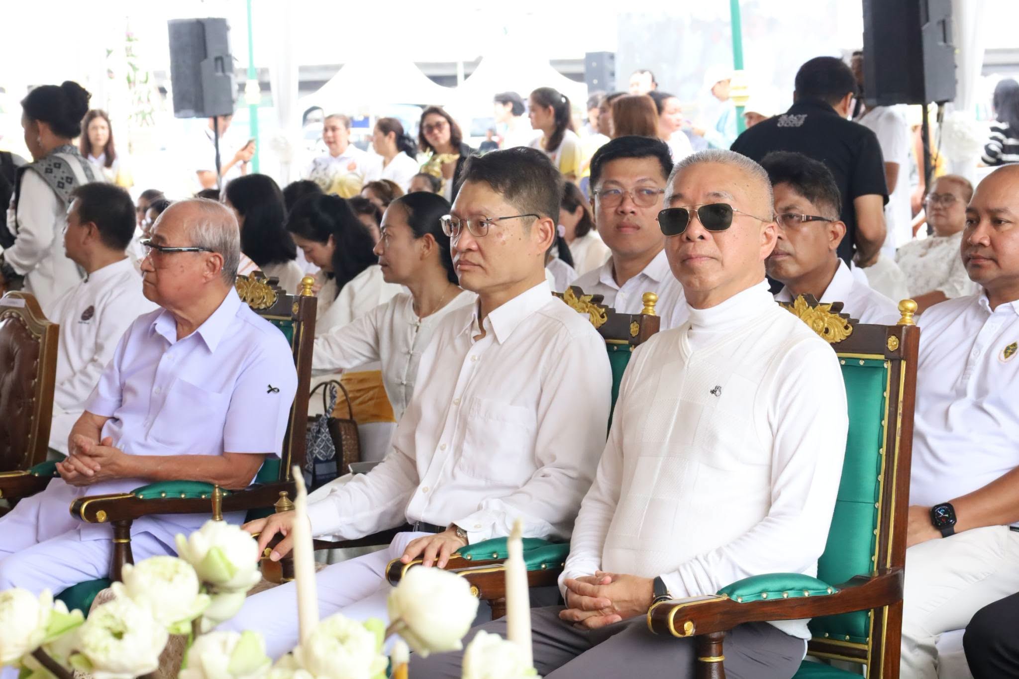 ผู้ว่าฯ กระบี่ ร่วมพิธีบวงสรวง &ldquo;ปู่ภุชงค์ นาคราช&rdquo; เสริมสิริมงคลแก่ชาวกระบี่